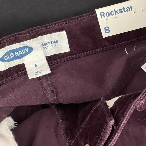 Old Navy Rockstar Super Skinny‎ Velvet Wine Pants Size 8 NWT - Picture 4 of 6